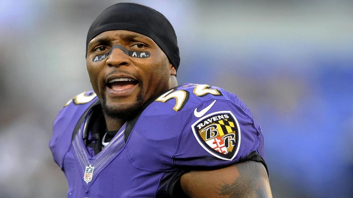 Former Baltimore Ravens linebacker Ray Lewis is eligible for the Pro Football Hall of Fame’s Class of 2018.
