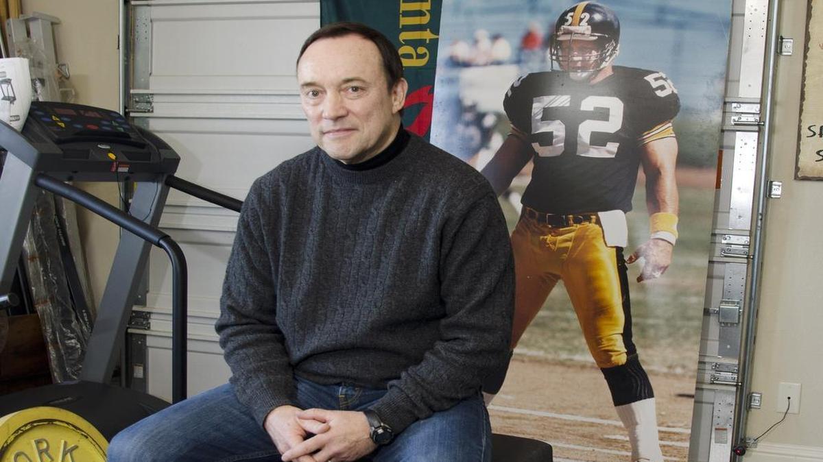 Aledo resident Walt Evans is a former strength and conditioning coach for the Pittsburgh Steelers who worked with the late Pro Football Hall of Famer Mike Webster. Webster life was a focal point in the movie Concussion, which opens Christmas Day.