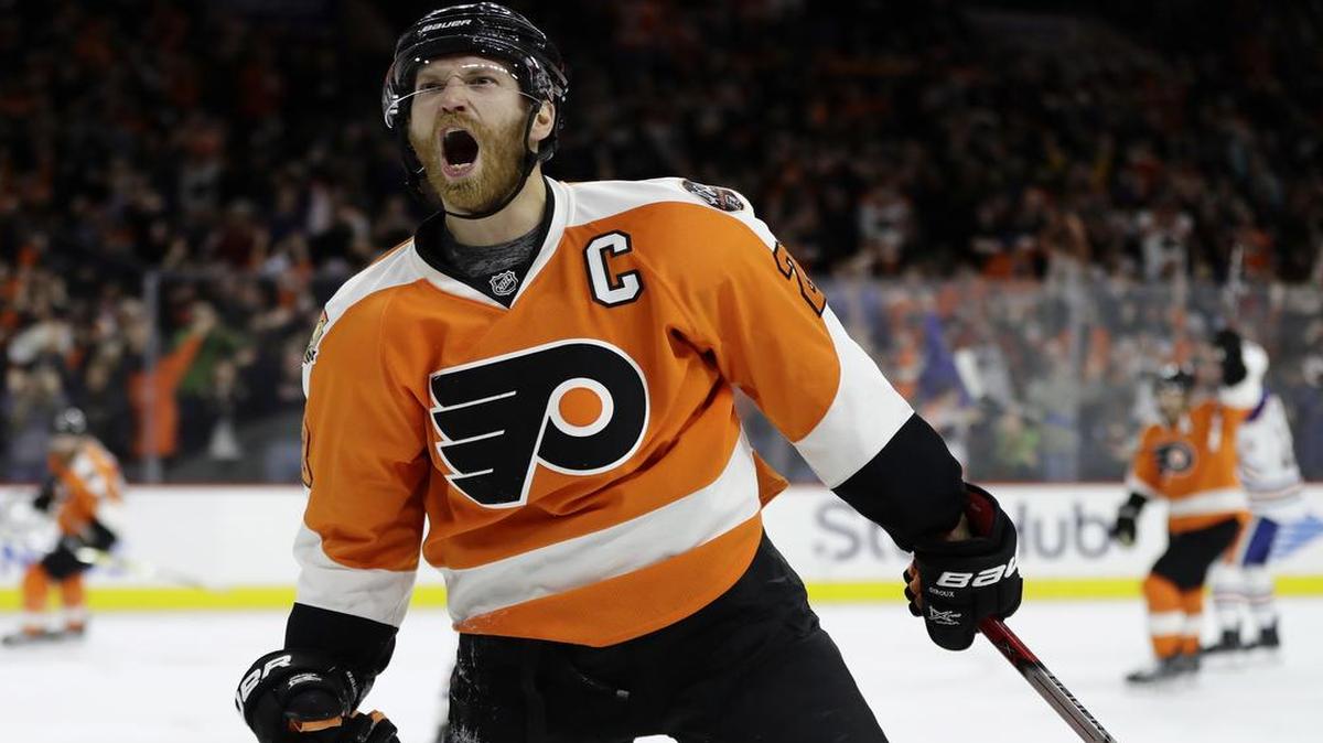 Philadelphia Flyers captain Claude Giroux has four goals and eight points in the past five games. He’ll lead the streaking Flyers against the Dallas Stars at noon Saturday in Philadelphia.