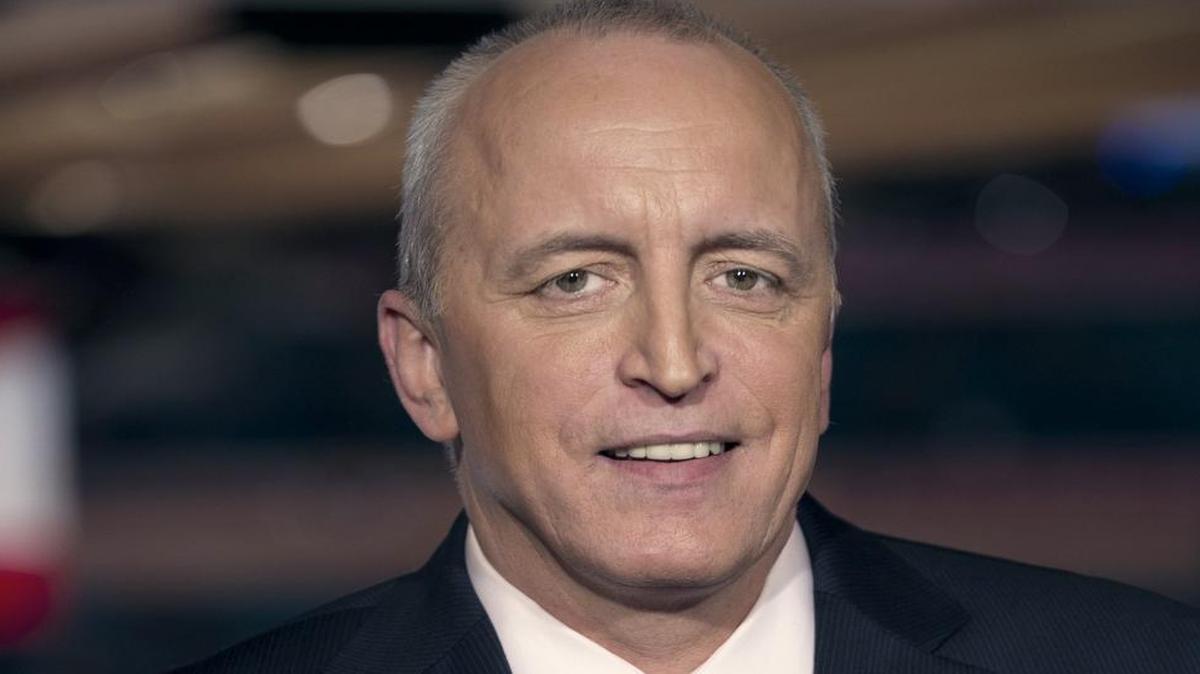 Dallas Stars play-by-play announcer Dave Strader will receive the Foster Hewitt Memorial Award at the “Hockey Hall of Fame NHL Media Awards Luncheon” in Toronto on Monday, November 13, 2017.
