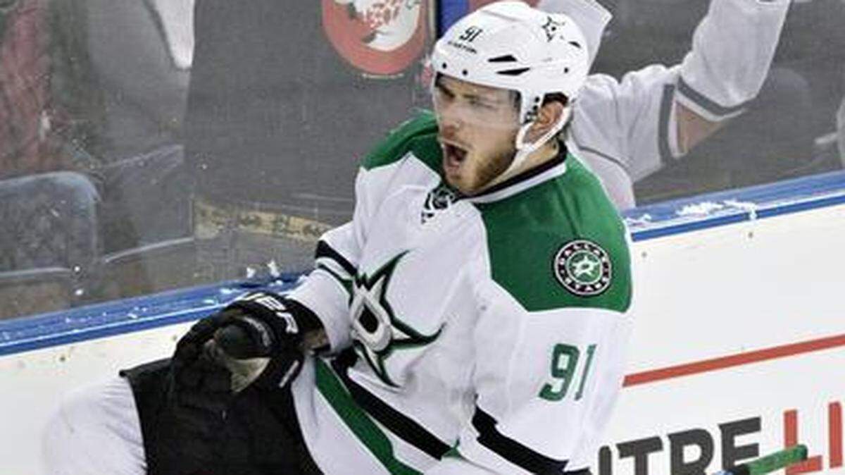 
The Stars’ Tyler Seguin celebrates a goal against the Edmonton Oilers during third period Sunday. Seguin had two goals and an assist.


