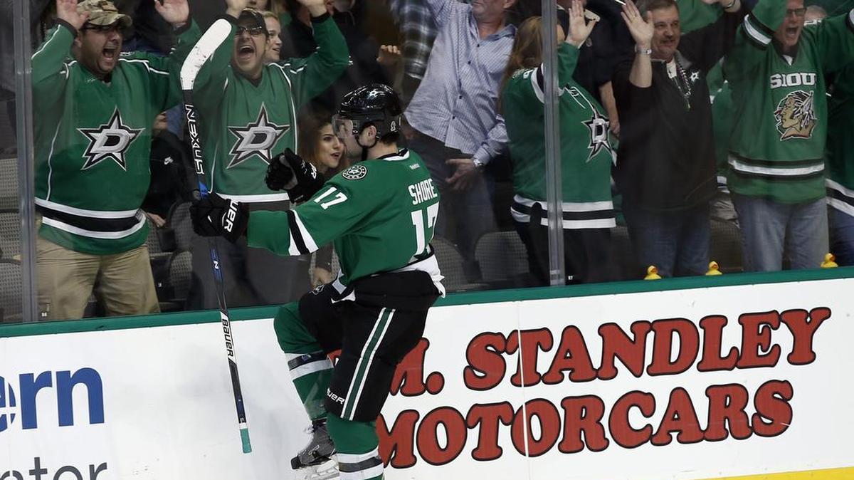 Dallas center Devin Shore celebrates after scoring the Stars first goal against the Arizona Coyotes in Friday night’s 5-2 victory.