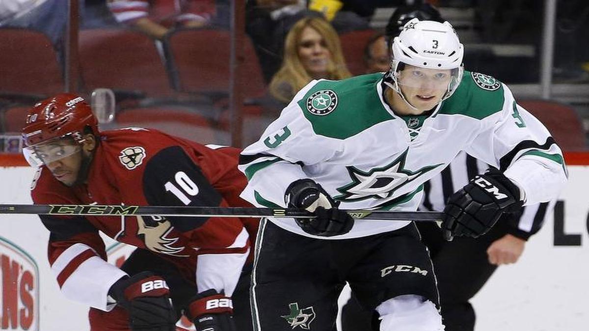 The Stars expect defenseman John Klingberg, right, to return to the lineup Thursday night against the Tampa Bay Lightning. Klingberg has missed the past five games with a lower-body injury.