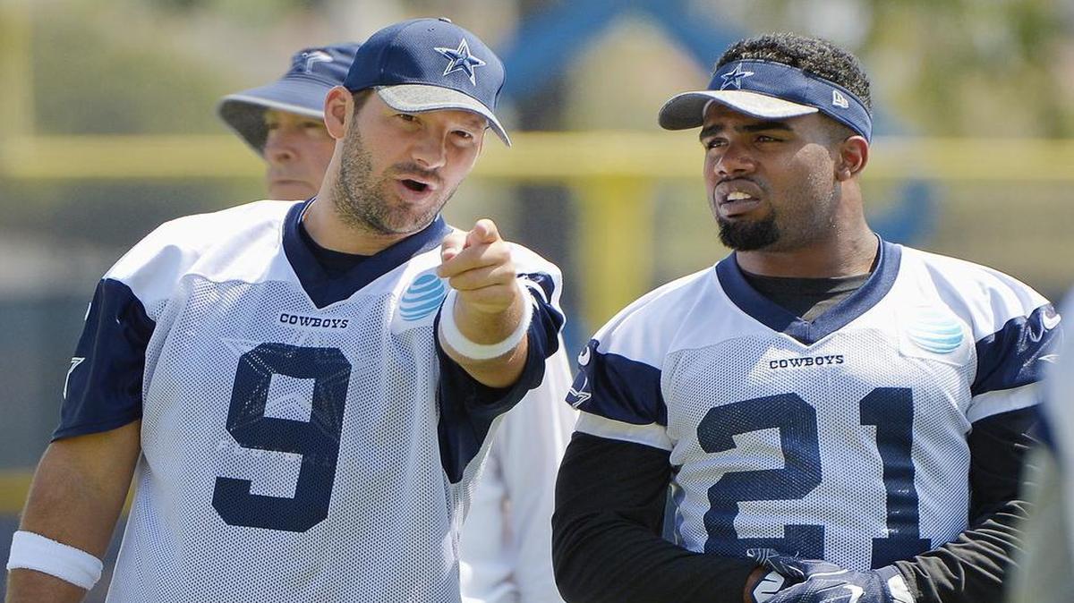 For Cowboys quarterback Tony Romo, left, to last the season, he needs rookie running back Ezekiel Elliott to run the ball, catch the ball, and block just like DeMarco Murray did in 2014.
