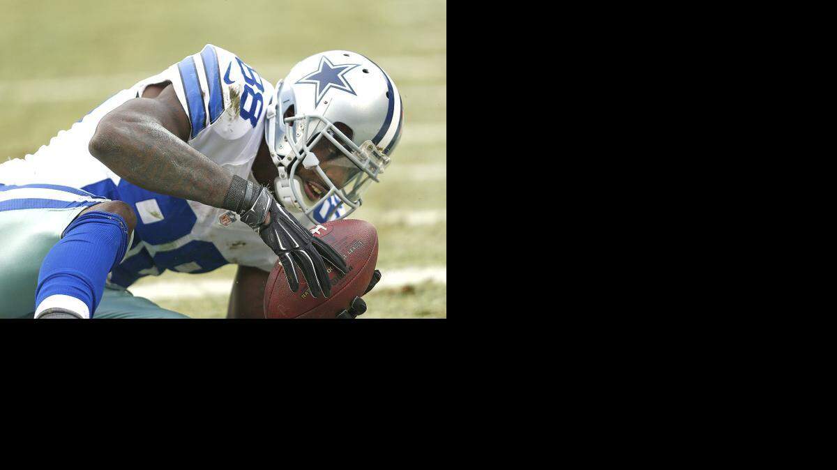 
The NFL needs to rewrite its rulebook so plays such as Dez Bryant’s catch-ruled-no-catch against the Packers doesn’t happen again.



